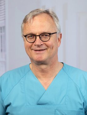 Dr. med. Manfred  Krieger