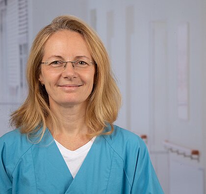 Portraitbild Andrea Himsel Dr. med. Andrea Himsel