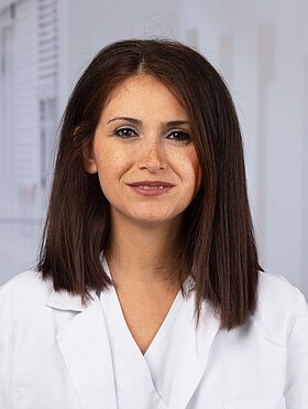Dr. med. Yasmin Djirsarai-Eichhorn