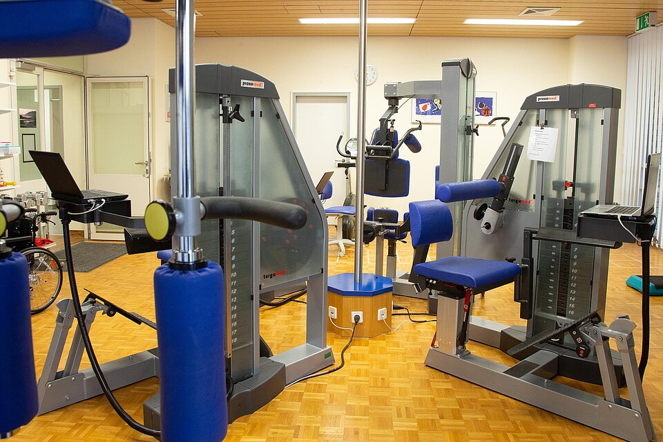 MTT-Trainingsraum mit Geräten