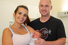 Katarzyna Poklikay mitTochter Julia und Ehemann Sascha