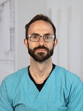 Dr. Alper Michael Van Sijl