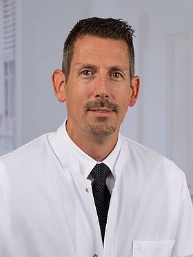 Portraitbild Privatdozent Dr. Oliver Koeth PD Dr. med. Oliver Koeth