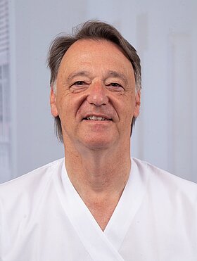 Dr. med. Guido  Platz